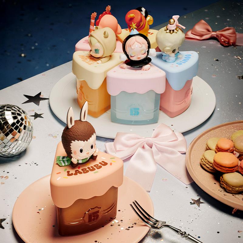 Let's celebrate POP MART 's 15th Anniversry Series -Scented candle