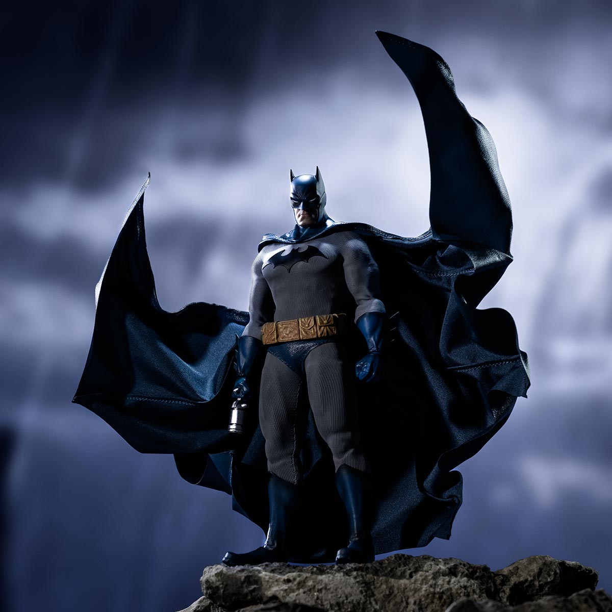 DC Batman Hush Collectible Action Figure - POP MART (Macao, China)