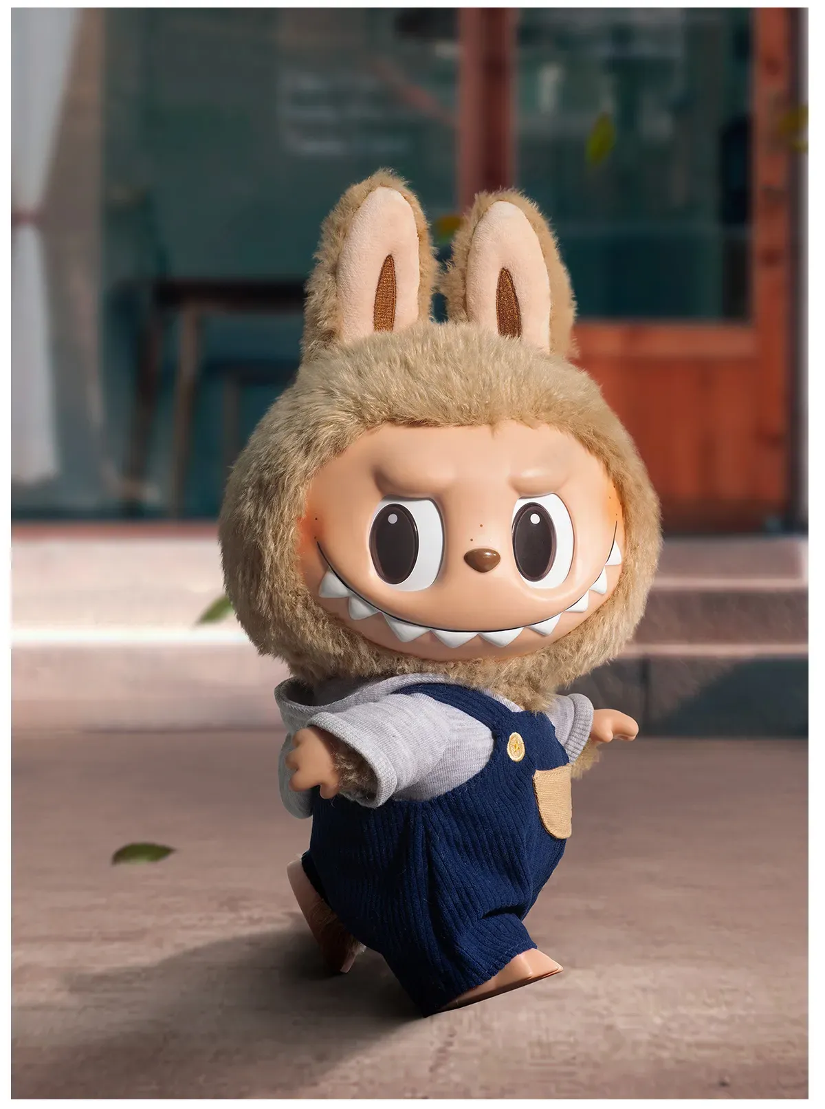 LABUBU Time to Chill-Vinyl Plush Doll - POP MART (Macao, China)