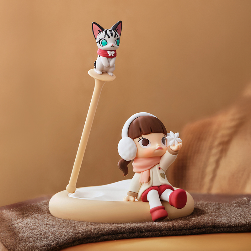 Molly Winter Fit Check Series-Cup - POP MART (Macao, China)